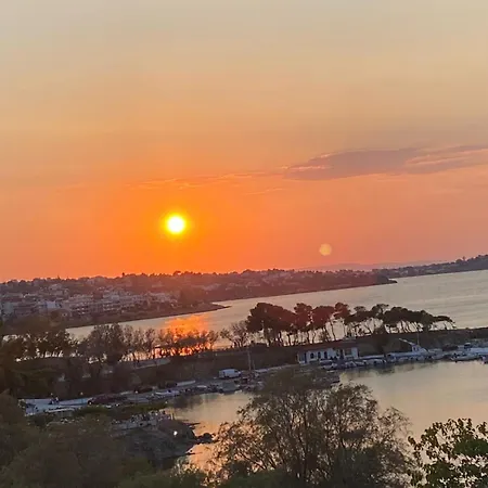 Seafront Sunset - Daire Chalkís